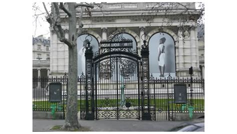 31-Gates – Paris, France – Where In The World Is Scott?