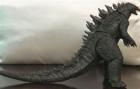 The Toyseum: NECA Legendary GODZILLA 2014 - 12" Head to Tail Figure Review