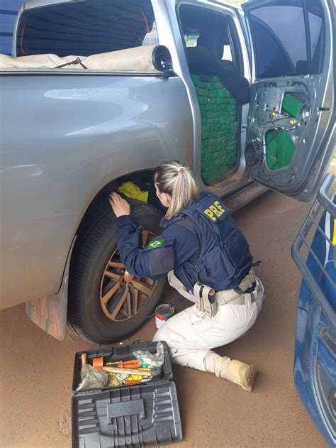 Pai E Filho S O Presos Kg De Maconha Em Caminhonete Na Br