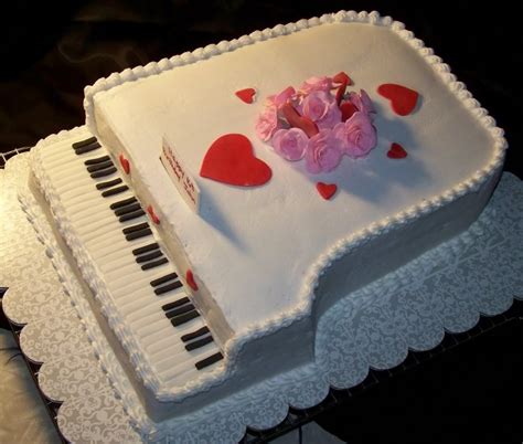 Hearts And Roses Grand Piano Cake Piano Cakes Music Themed Cakes