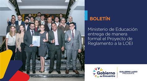 Ministerio De Educación Del Ecuador On Twitter BoletÍn Se Entregó De Manera Formal El