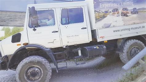 Grossier Merle Dijon On Instagram Mercedes Benz Unimog Universal