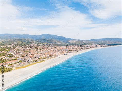 Citt Costiera Calabrese Di Marina Di Gioiosa Ionica In Calabria Vista