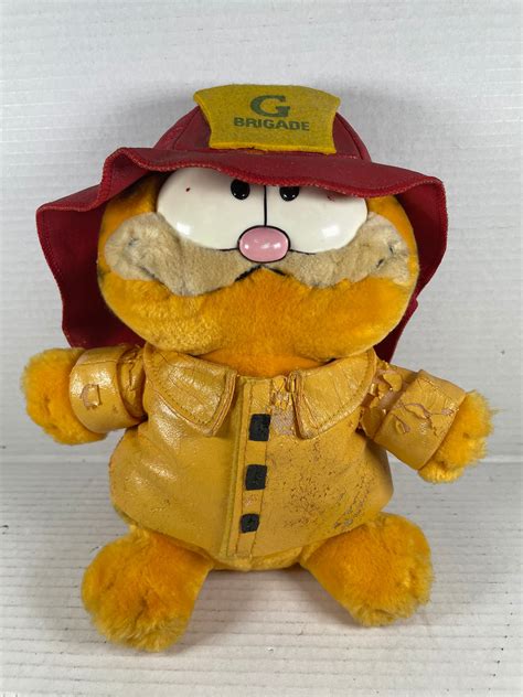 Vintage Garfield Plush for sale | Only 3 left at -75%