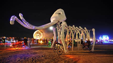 Burning Man Metropolis Towering Inferno And Ma Am Flickr