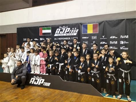 Brazilian Jiu Jitsu Peste De Medalii Ob Inute De Sportivii