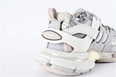 Balenciaga Track Led Sneaker Light Grey Top Version Replica Etkick Reps