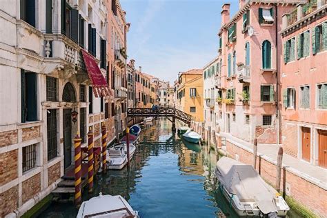 Top 5 Most Romantic Places To Visit In Venice For Couples