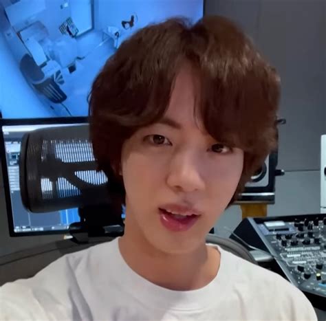 Bts Community Posts 🐹🩷 석진이 오늘도 행복한 하루 되세요🥰