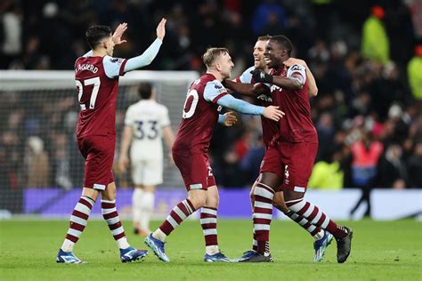 Tottenham Lose More Ground On Top Four After West Ham Comeback Victory