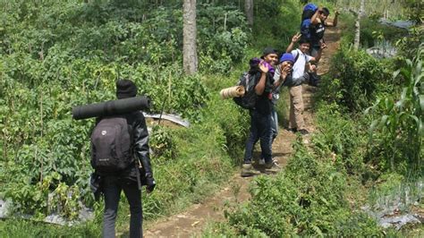 Nasib Puluhan Pendaki Yang Terjebak Saat Gunung Slamet Berstatus