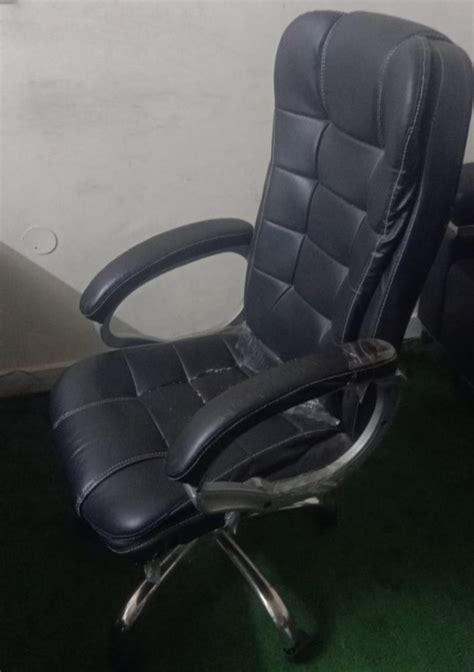 High Back Black Revolving Leather Office Chair For Sitting At Rs