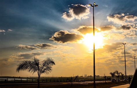 La Semana Inicia Con Altas Temperaturas Seg N Meteorolog A Unicanal