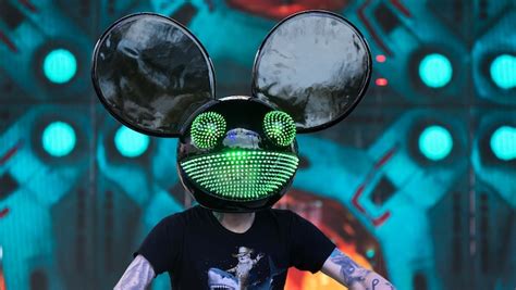 Deadmau5s Helmet Has Left His Spine In Rough Shape
