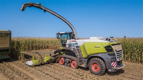 Claas Claas Jaguar Terra Trac Met De Nieuwe Claas Orbis