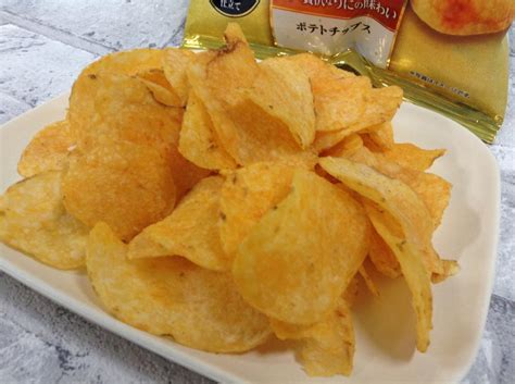 「うに味」ではなく「うにまみれ味」とは ？ 濃厚ポテチ食べてみたよ～。 Ecナビ