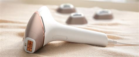 Philips Lumea Prestige IPL Haarentfernungsgerät inkl 4 Aufsätze