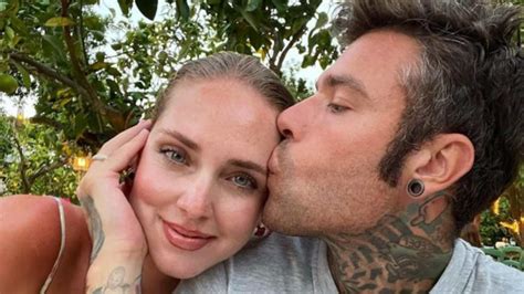 Chiara Ferragni Incinta Del Terzo Figlio L Indizio Di Fedez E Il Passo