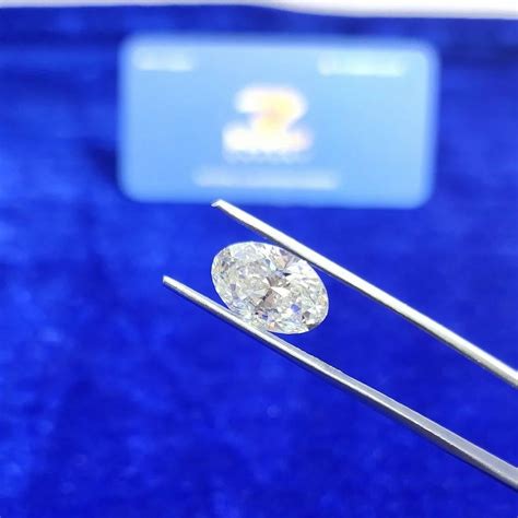 Carat White Igi Certified Oval Shape Lab Grown Diamond At Rs