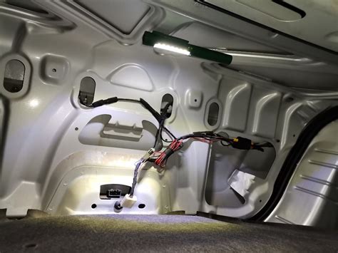 Как открыть замок багажника Фокус 2 — Ford Focus Sedan II, 1,8 л, 2007 ...