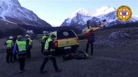 Tragedia Sul Gran Sasso Morti Due Scalatori E Unescursionista