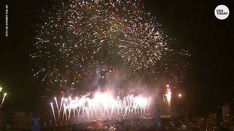 Sydney celebrates 2020 with dazzling fireworks