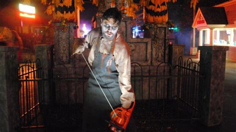 Get Spooked At Six Flags New Englands Fright Fest