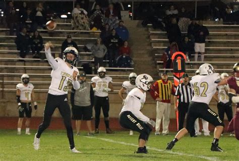 Region 9 Football Recap Desert Hills Outlasts Cedar In 2ot Thriller As