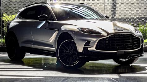 Presentamos Aston Martin DBX707 American Industrial Magazine