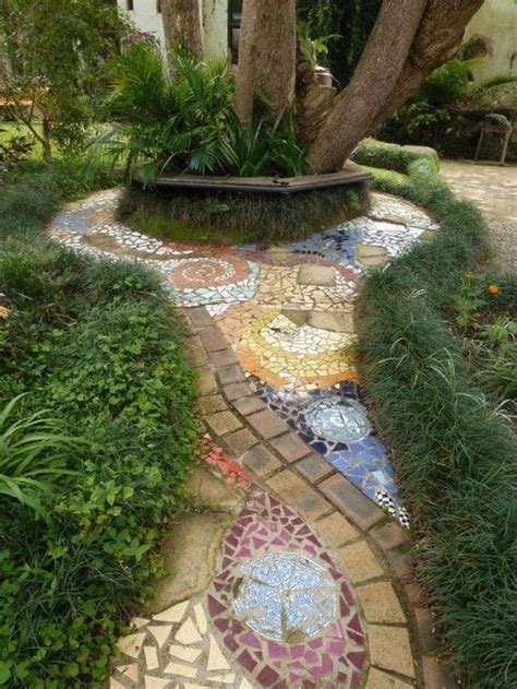 Creative Mosaic Garden Paths: 3 Useful Advice - The garden! | Mosaic ...