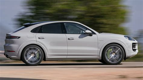 2023 Porsche Cayenne S Coupe E-Hybrid SportDesign Package - Wallpapers and HD Images | Car Pixel