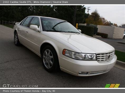 White Diamond 2002 Cadillac Seville Sts Neutral Shale Interior