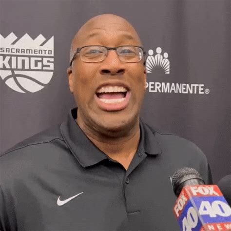 Nba Pr Mike Brown Is The First Unanimous Winner Of The Nba Coach Of