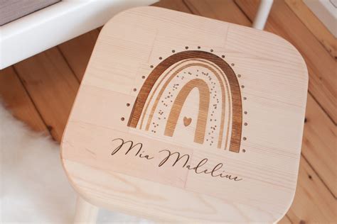 Personalisierter Kinderstuhl Aus Kiefern Holz Kinderzimmer Etsy