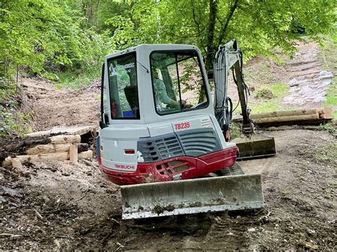 Kamni Ki Kros Bo Zaradi Lanskega Vetroloma Potekal Na Prilagojeni Progi