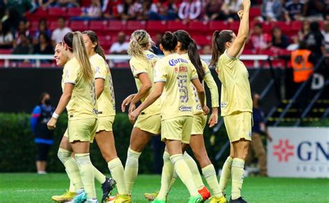 VIDEO Andrea Pereira pone al América Femenil con pie y medio en la