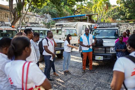 Haïti Les Cliniques Mobiles De Msf Offrent Des Soins Aux Personnes Piégées Par La Violence à