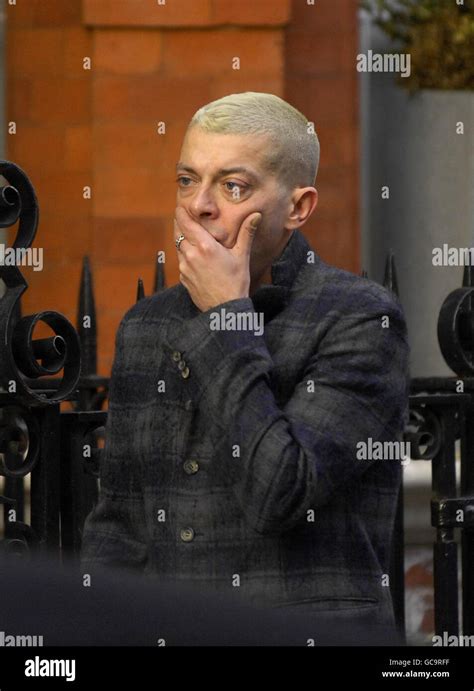 Alexander McQueen death Stock Photo - Alamy