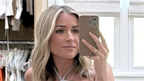 Kristin Cavallari 37 Models A Skintight Minidress For Sexy Mirror