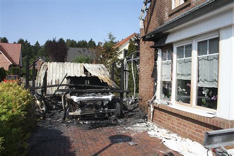 Pkw Brand Greift Auf Carport Und Wohnhaus Ber Einsatzbericht