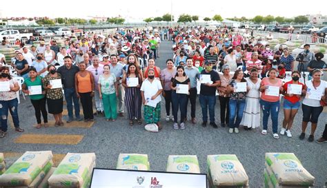 Entrega Alcaldesa Apoyos Sociales A Familias