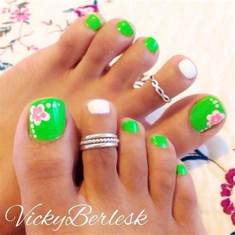 20 Spring Pedicures Youll Wanna Copy Asap