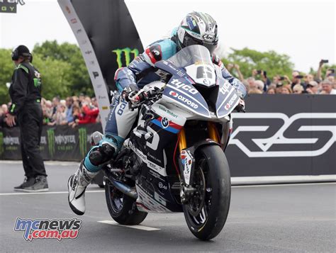 Michael Dunlop Wins 2018 Superbike TT MCNews Au