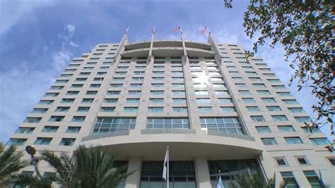 ACCOMMOVISION JW Marriott Miami Luxury Hotel In Brickell