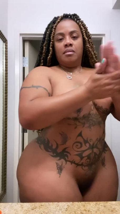 Sexy Thick Mama Fresh Out The Shower 🚿 😋 Tumbex