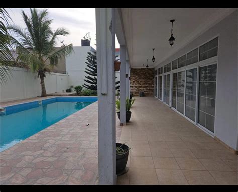 A Louer Villa Moderne Meubl E Piscine Baguida Phillison Co