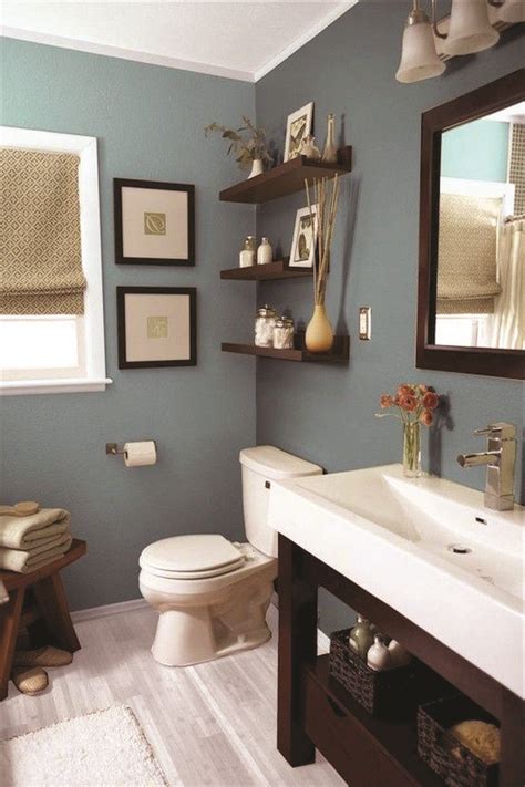 10 Paint Color Ideas for Small Bathrooms - Homes Tre | Bathroom decor ...