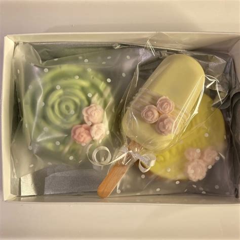 Mothers Day Treat Box The Cakeworx