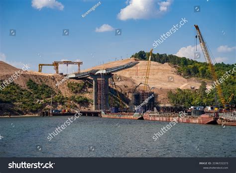 Construction Bridge Over Volga River Bridge Stock Photo 2196722273 | Shutterstock