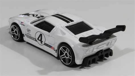 Тематична Машинка Hot Wheels Ford GT Gran Turismo FKF White купити в інтернет магазині